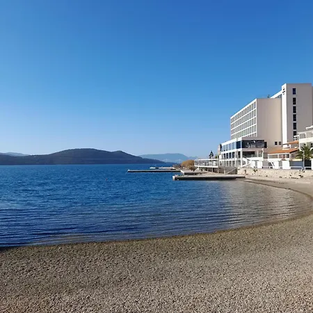 Ela I Sobe 아파트